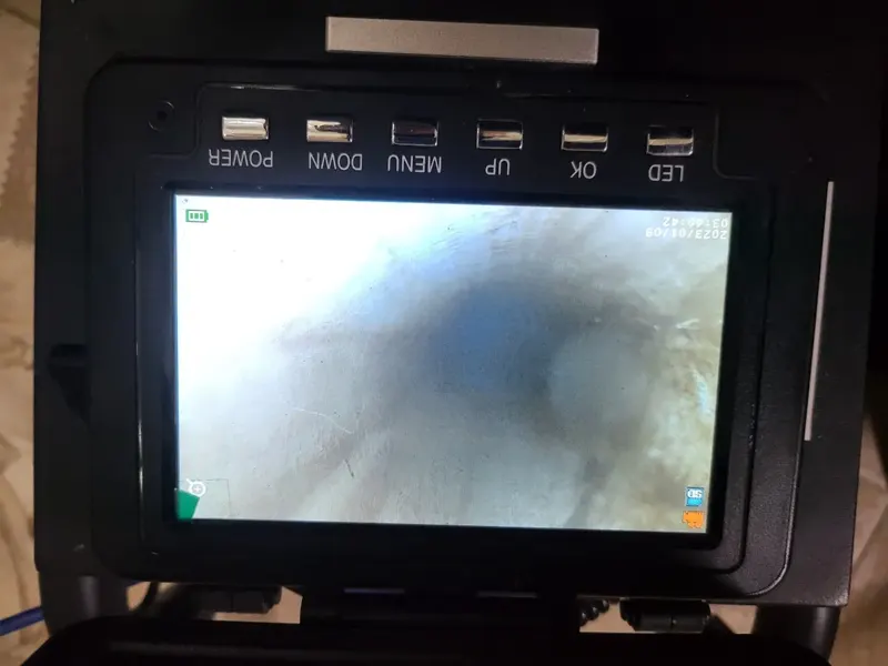 홍성 관 깊은 곳 막힌 자리를 비춘 내시경 화면
